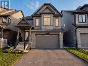 Building Photo - 267 Buttonbush St