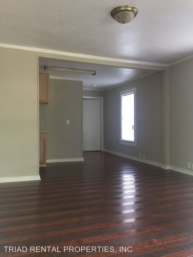 Foto del edificio - 400-402 Spring St