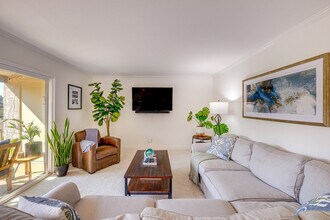 Building Photo - 8540 Via Mallorca