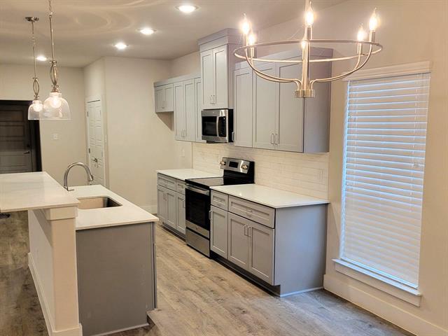 Building Photo - 685 The Cottages Dr