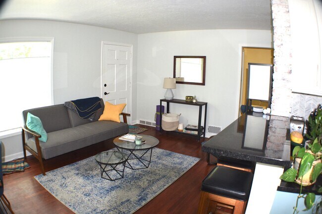 Building Photo - Bright, remodeled Sugarhouse Bungalow