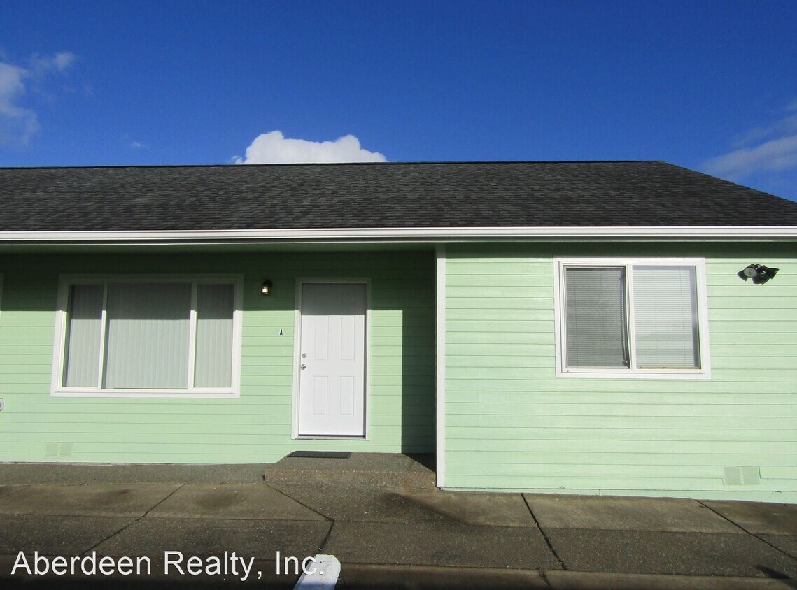 Primary Photo - 2 br, 1 bath House - 1017 Lincoln St. #A