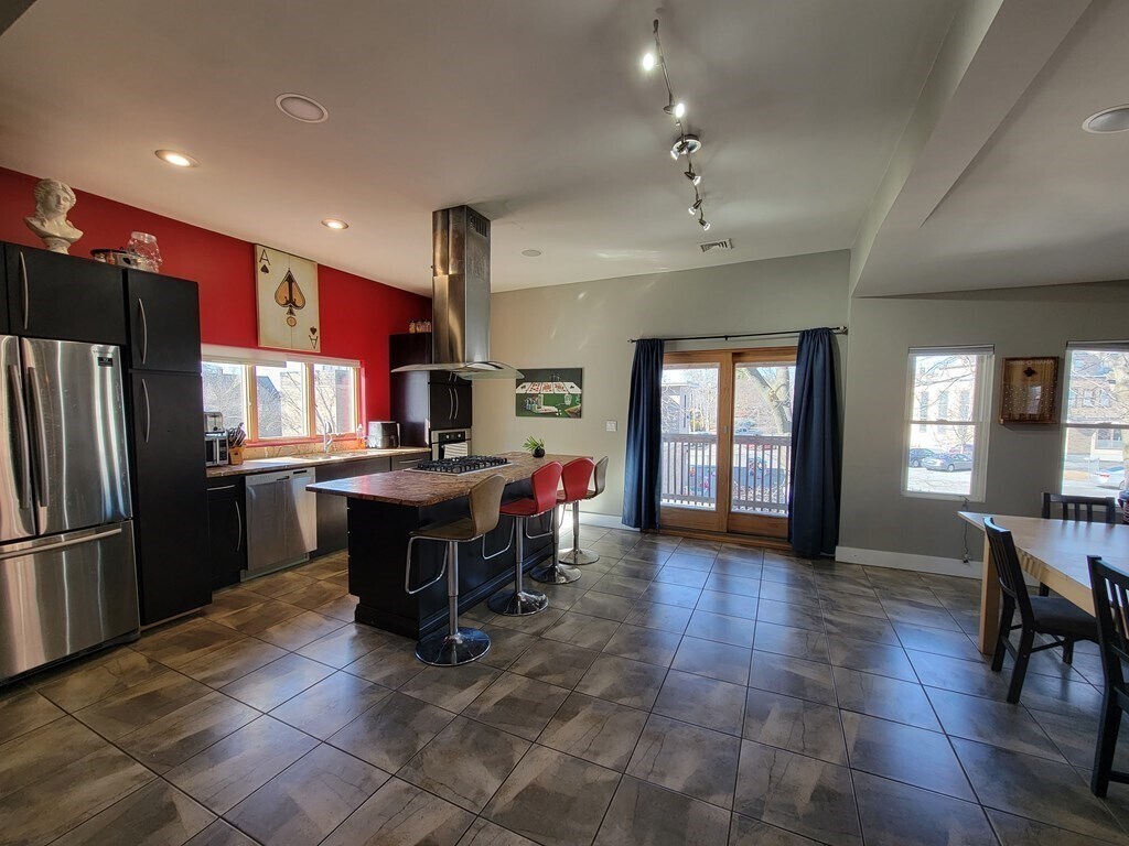 43 Harvard Ave Unit 2, Medford, MA 02155 Apartment for Rent in