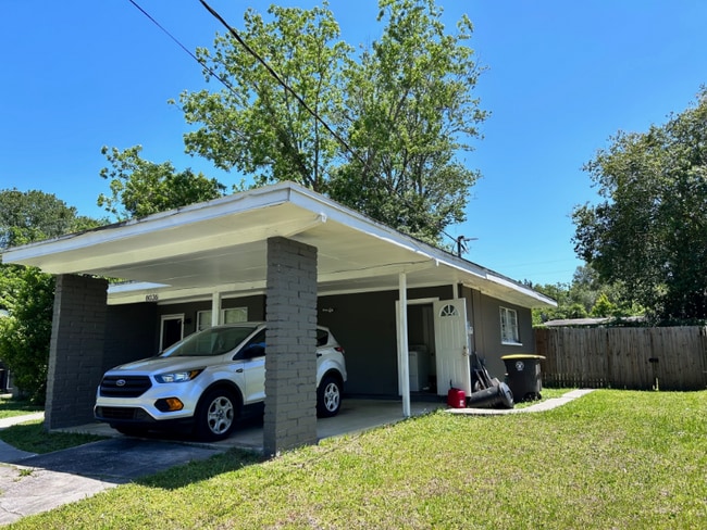 Building Photo - 8036 Joffre Dr