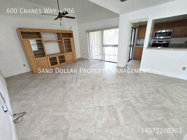 Foto del edificio - 600 Cranes Way