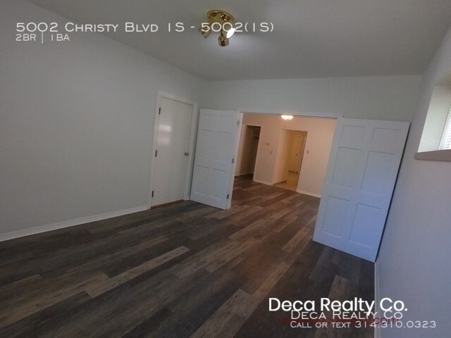 Building Photo - 2  Bedroom Apartment in Bevo Mill