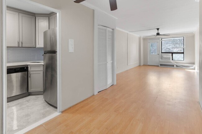 Foto del edificio - 61-15 98th St