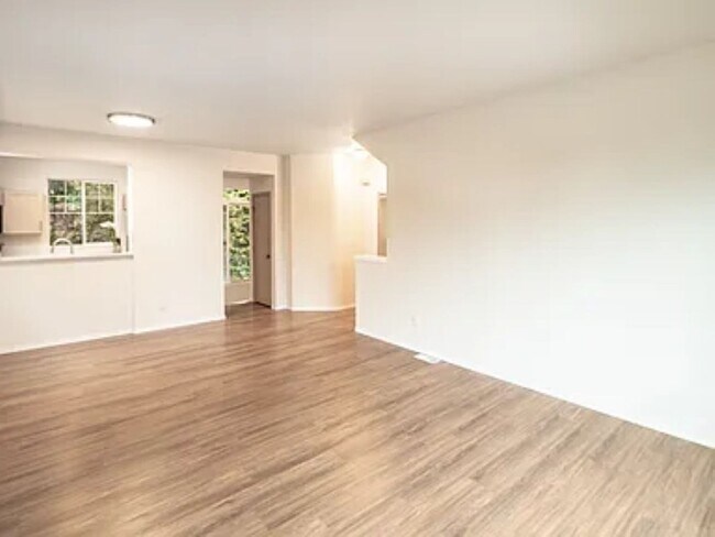 Foto del edificio - 3Bd/2.25Ba Woodinville Home