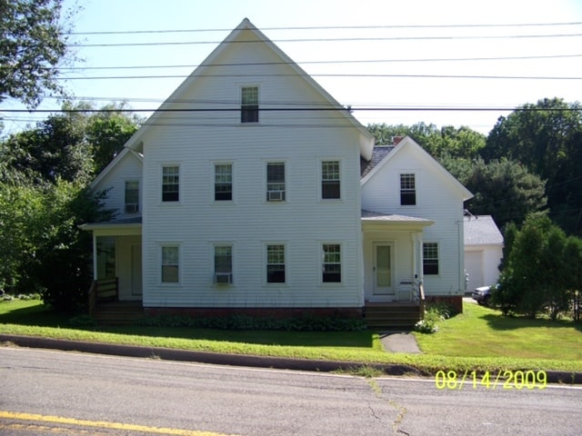 Building Photo - 31 Elm Hill Rd