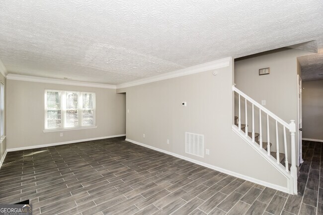 Building Photo - 1358 Ling Dr