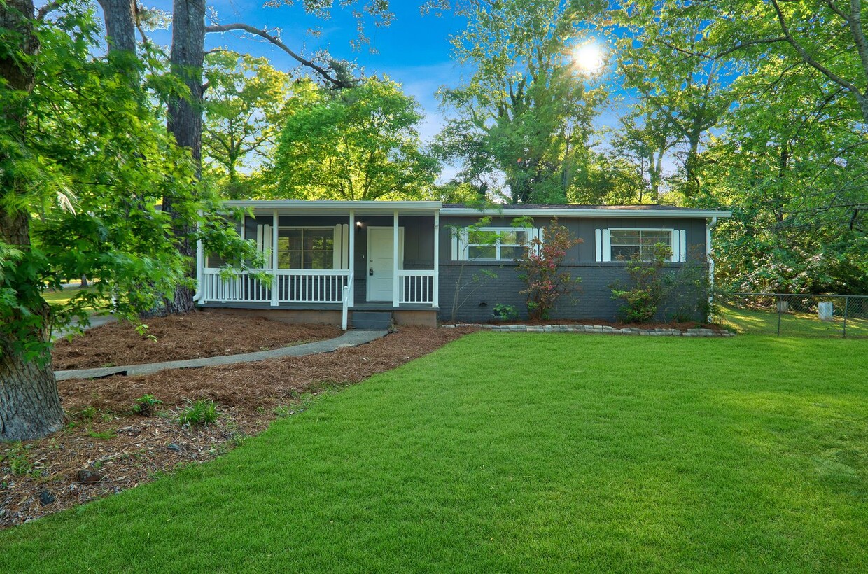 Foto principal - 4613 Battle Ct NE