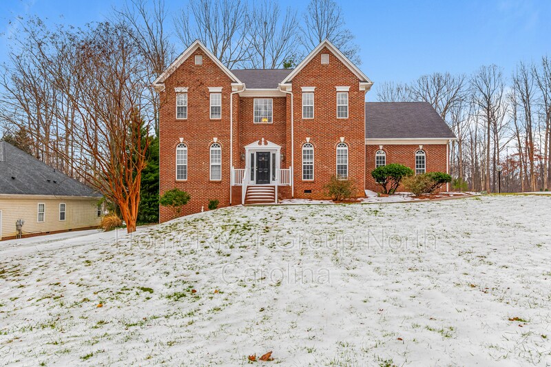 6015 Habersham Dr, Kernersville, NC 27284 House Rental in