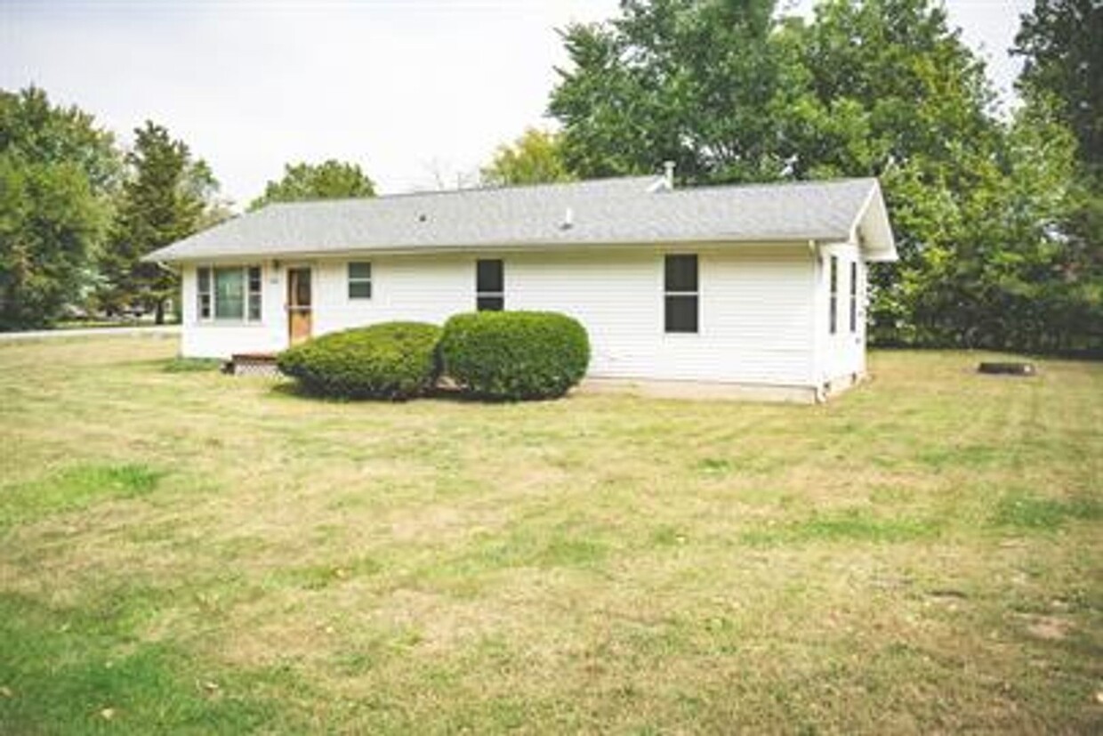 Foto principal - Sangamon Valley schools! 3 Bedroom, 1 bath