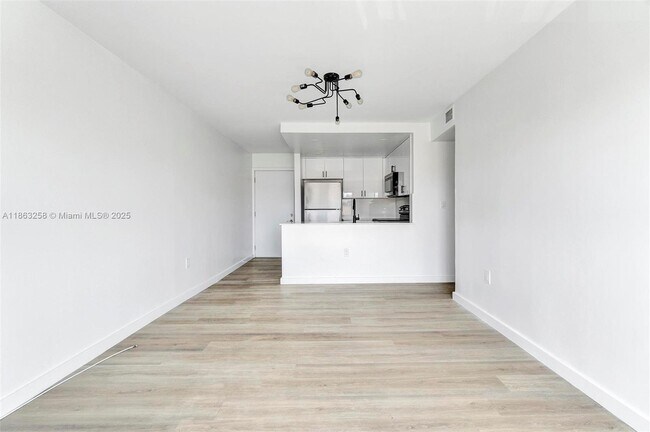 Foto del edificio - 620 SW 10th St