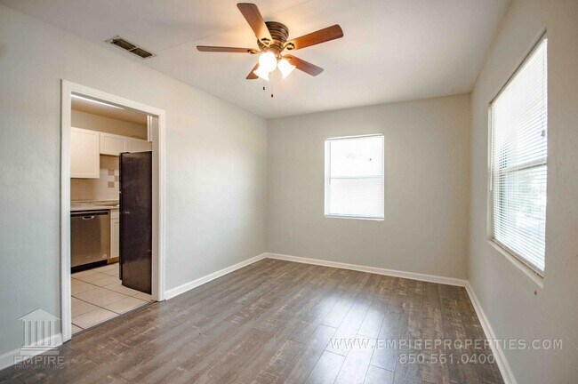 Foto del edificio - Great Duplex Just South of Downtown
