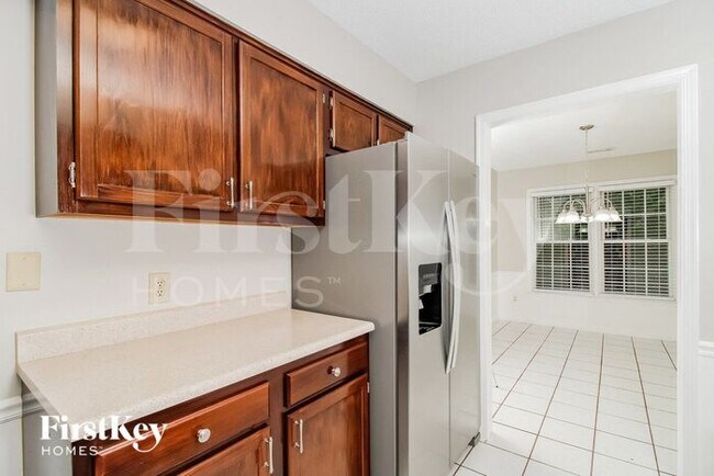 Foto del edificio - 5807 Running Ridge Rd