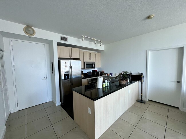 Photo - 79 SW 12th St Townhome