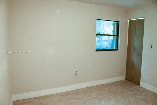 Foto del edificio - 3521 NW 9th Ct
