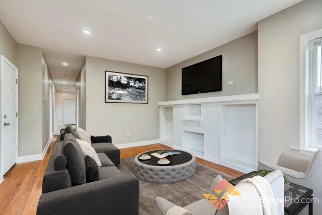 Foto del edificio - 7925 S Marshfield Ave