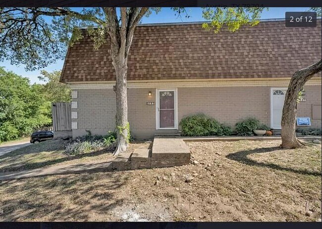 Foto del edificio - 2304 Barton Village Cir