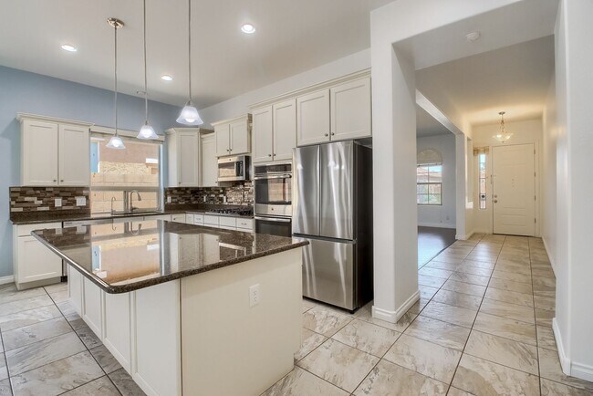 Foto del edificio - 237 E Lynx Pl