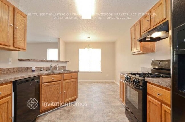 Foto del edificio - 1085 Augusta Woods Dr