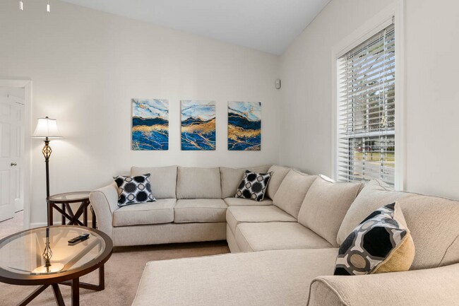 Building Photo - 909 Danley Ln