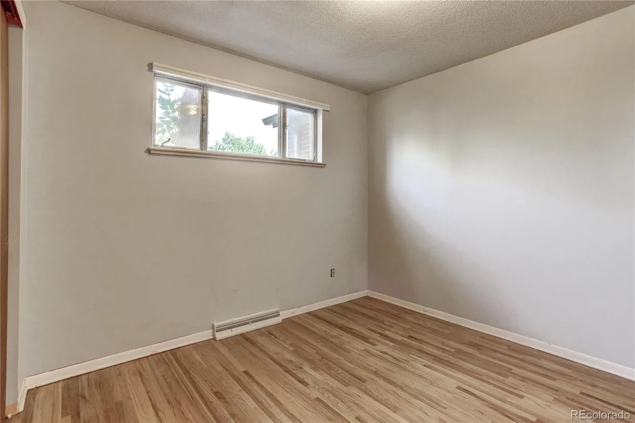 Foto principal - 6003 Miller St