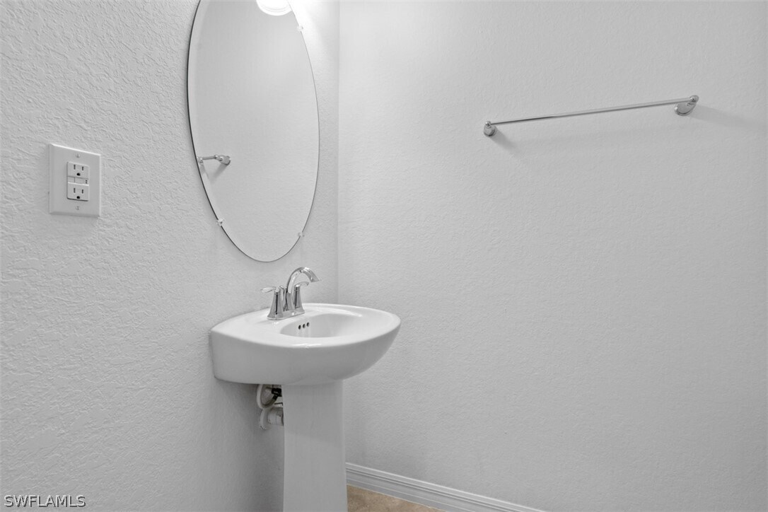 Building Photo - 12568 Westhaven Way