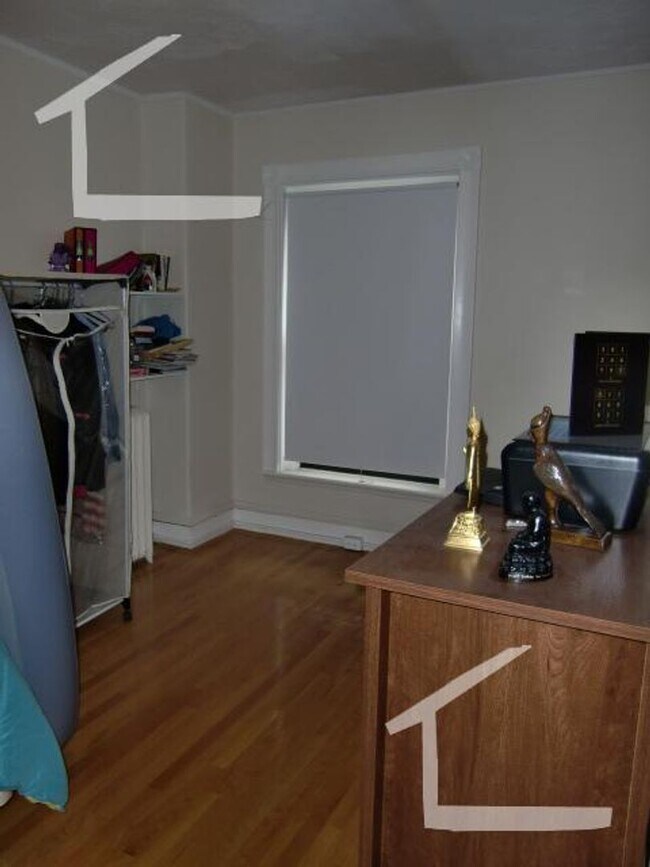 Foto del edificio - KENMORE 1 bedroom apartment - 9/1/26 NO BROKER FEE