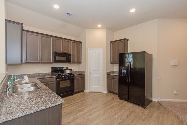 Foto del edificio - 14657 E Pine Heart Dr