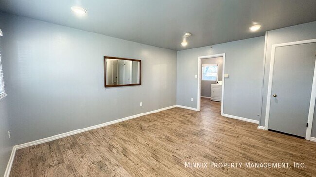 Building Photo - 2806 60th St