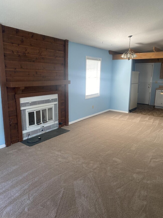 Building Photo - 3208 Twin Brooks Dr