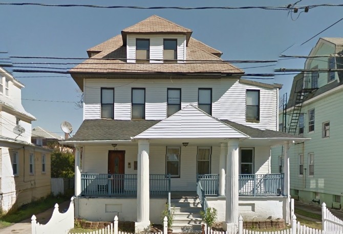 Building Photo - 172 Beach 119th St
