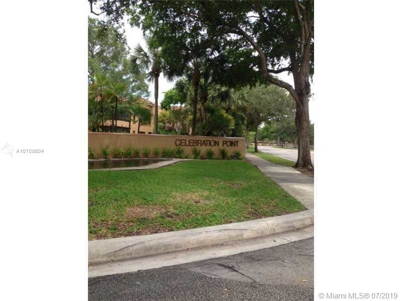 Primary Photo - 15555 Miami Lakeway N