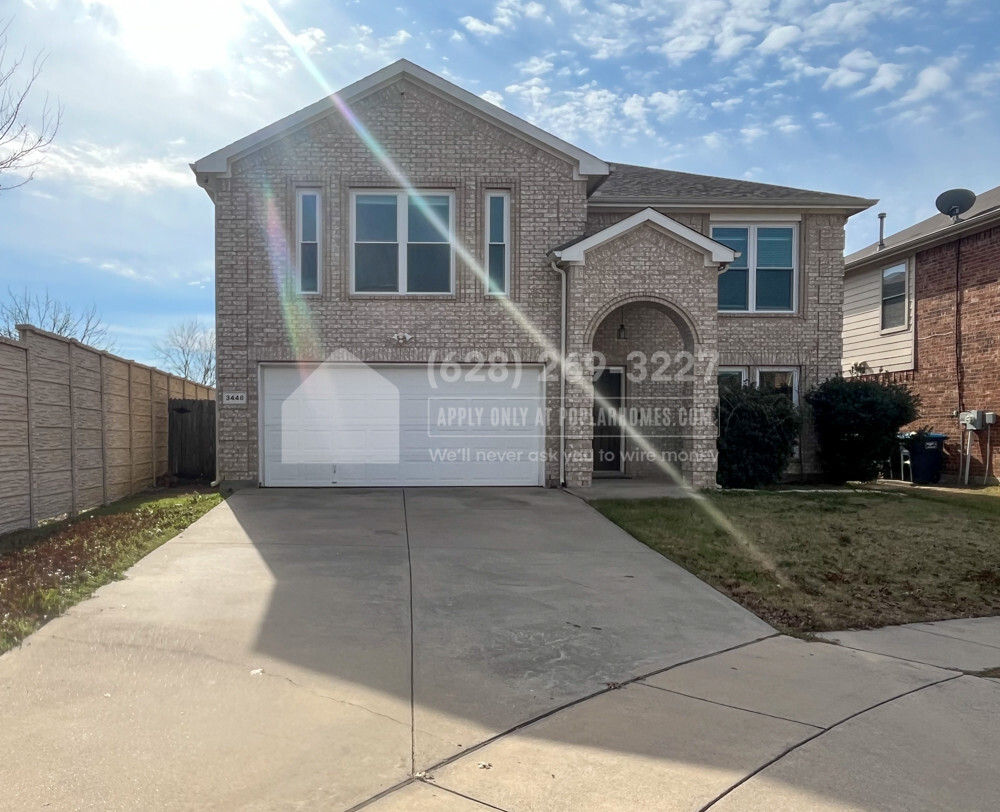 Foto principal - 3448 Baby Doe Ct