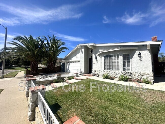 Foto del edificio - 1731 Damon St