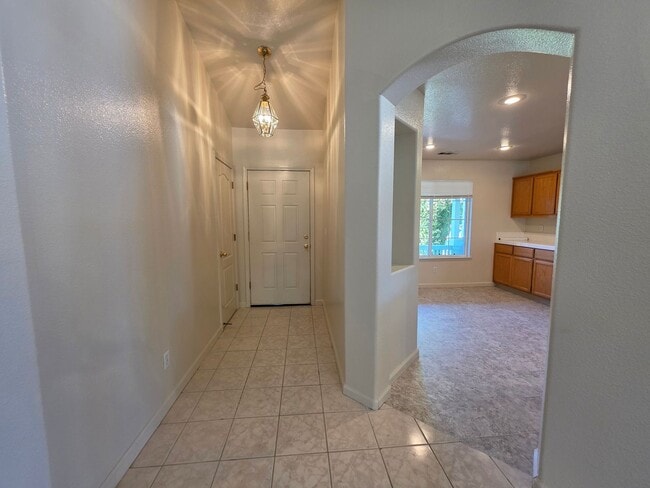 Building Photo - Single Story home in Sylvan Schools!