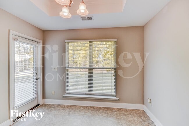 Foto del edificio - 1114 Emerald Ridge Dr