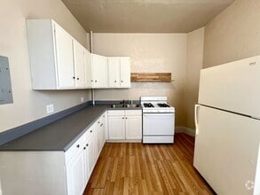 Building Photo - 512-514-514 E 500 S