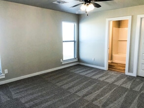 Building Photo - 13506 Avenue X