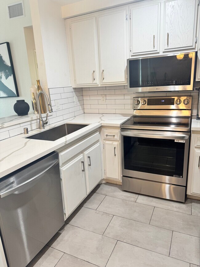 Foto del edificio - 3863 Thorncroft Ln