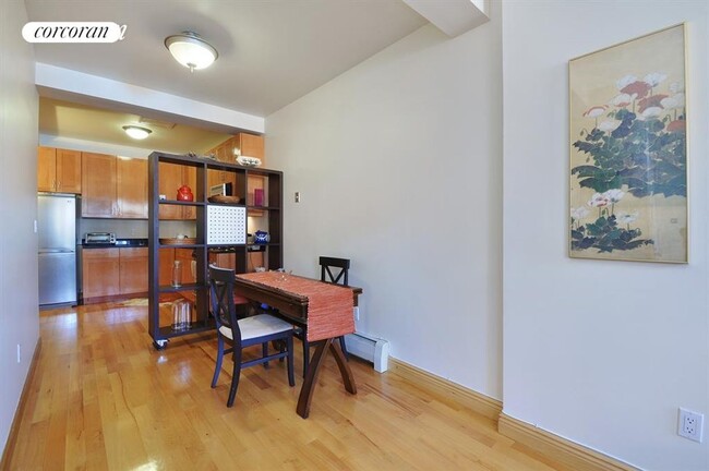 Foto del edificio - 678 Union St