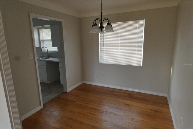 Foto del edificio - 2580 58th Ave N