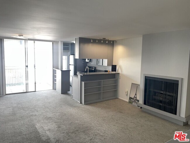 Foto del edificio - 6151 Orange St