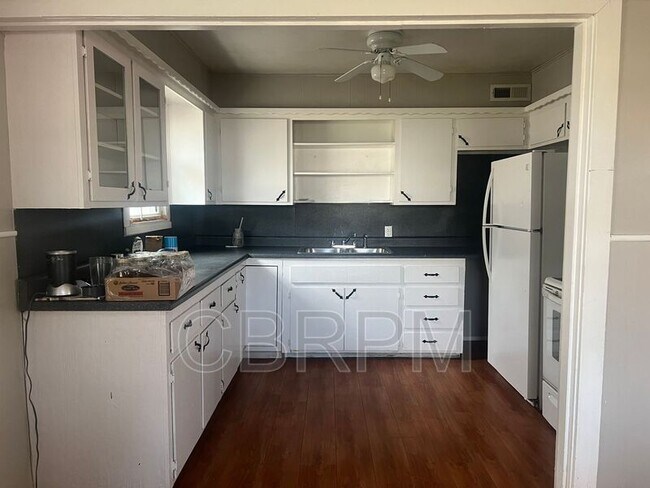 Foto del edificio - 1721 24th St