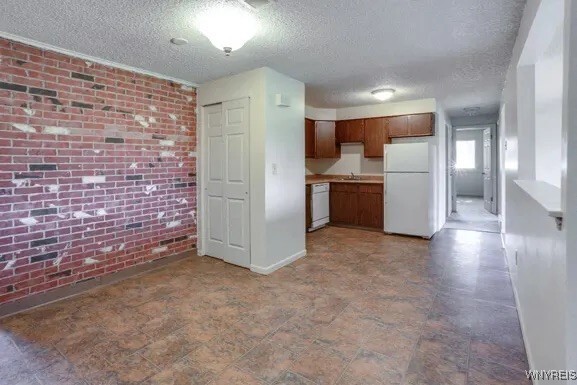 Foto del edificio - 4357 Chestnut Ridge Rd