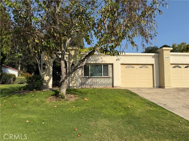 Building Photo - 5460 Paseo Del Lago E