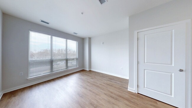 Building Photo - The Vision at Parkway