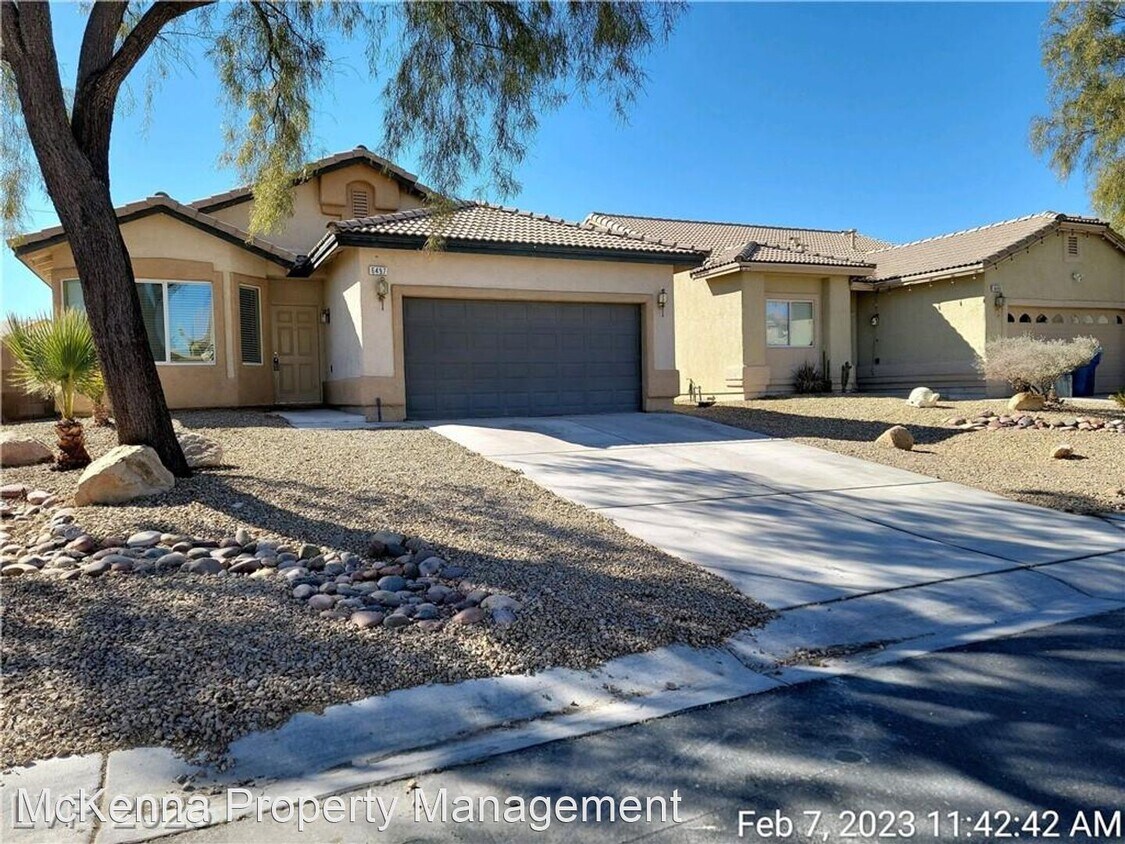 3 br, 2 bath House 6497 Bobcat Ridge Avenue House Rental in Las